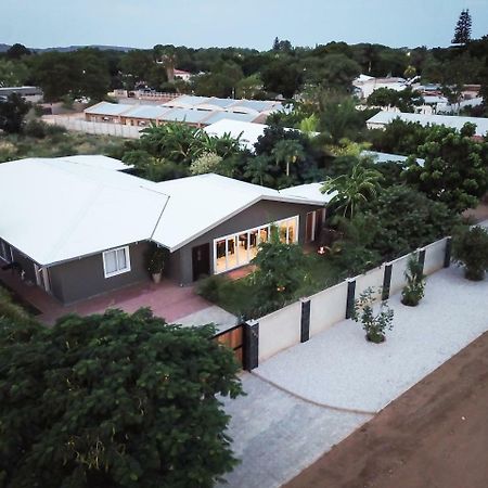 Haus Mopanie Apartment Tsumeb Ngoại thất bức ảnh